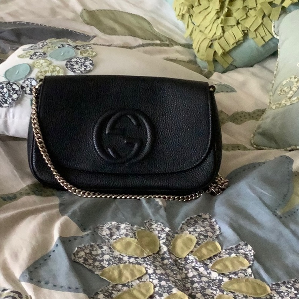 Black Gucci handbag